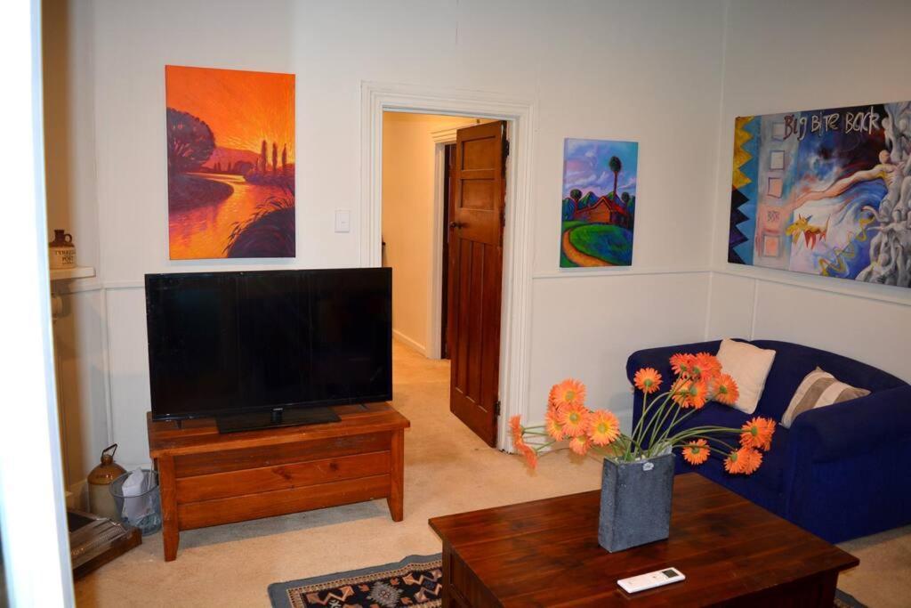 Riverlea Cottage - Cosy, Comfy, Quiet, Central Taumarunui Eksteriør billede
