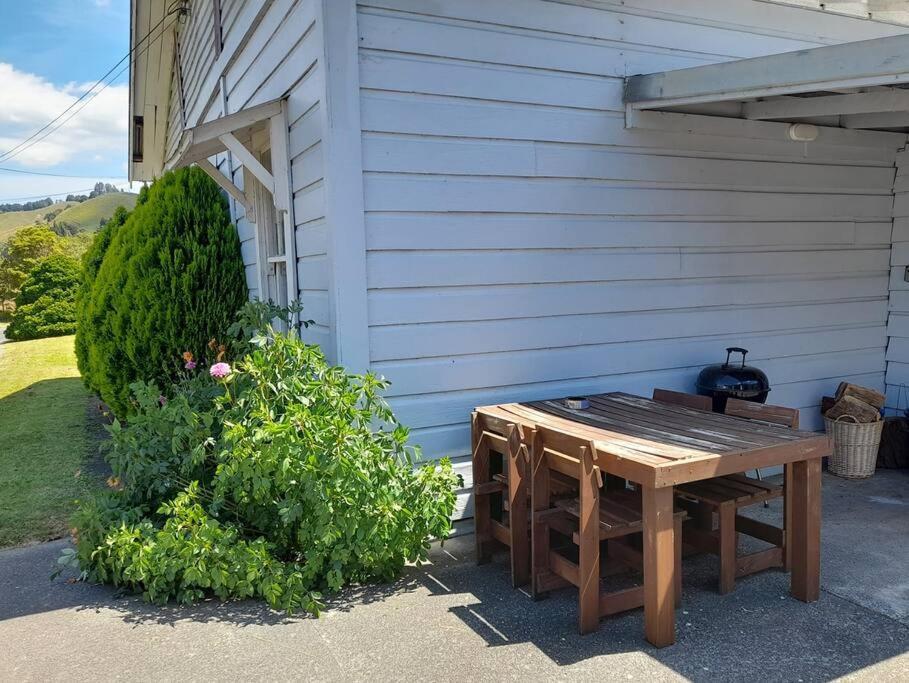 Riverlea Cottage - Cosy, Comfy, Quiet, Central Taumarunui Eksteriør billede
